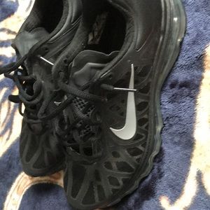 Black nike air max